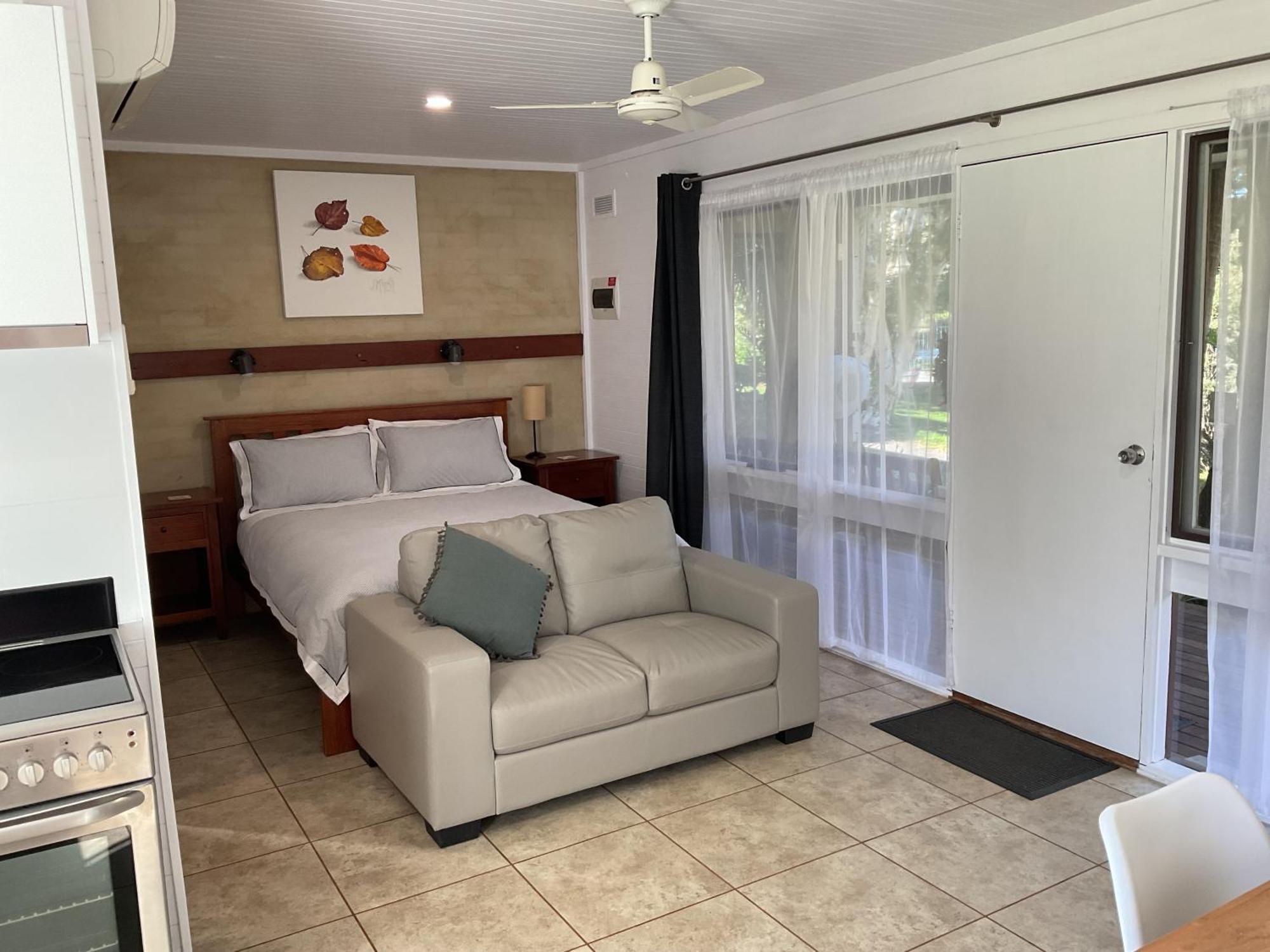 Marlo Hideaway Motel Екстериор снимка